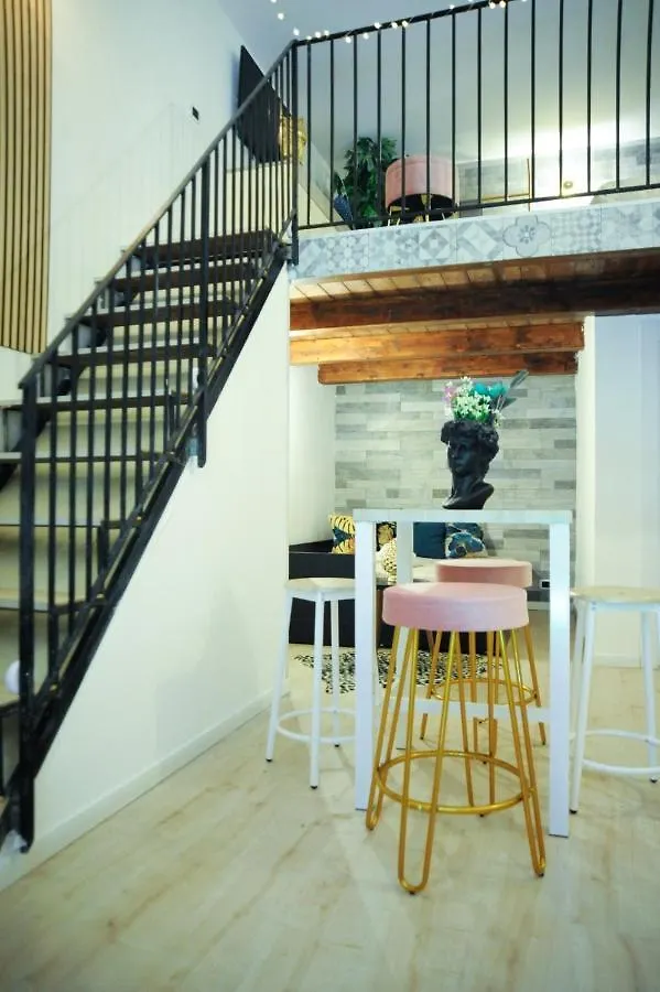 Casa Vacanze Loft Del Borgo Palermo 0*,  Italia