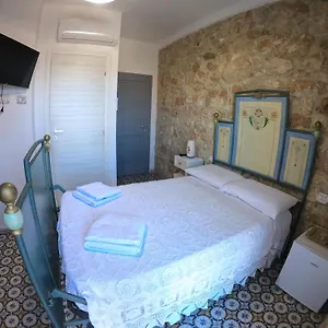 https://dommu-de-nannai-moro-camera-con-bagno-e-balcone.in-sardinia.net
